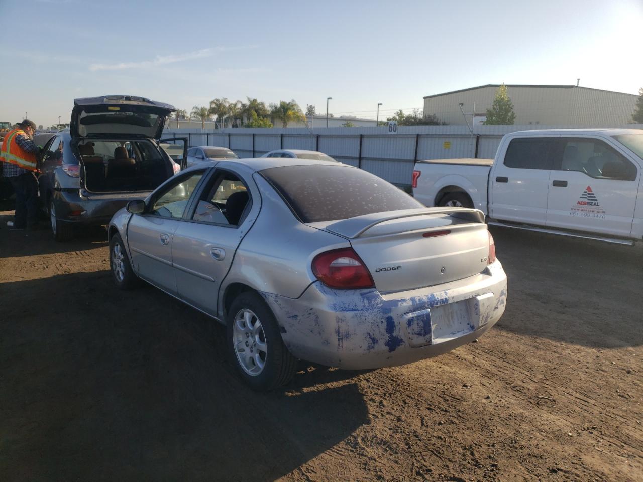 Photo 3 from auction – 2005 DODGE NEON SXT with VIN 1B3ES56C25D286112