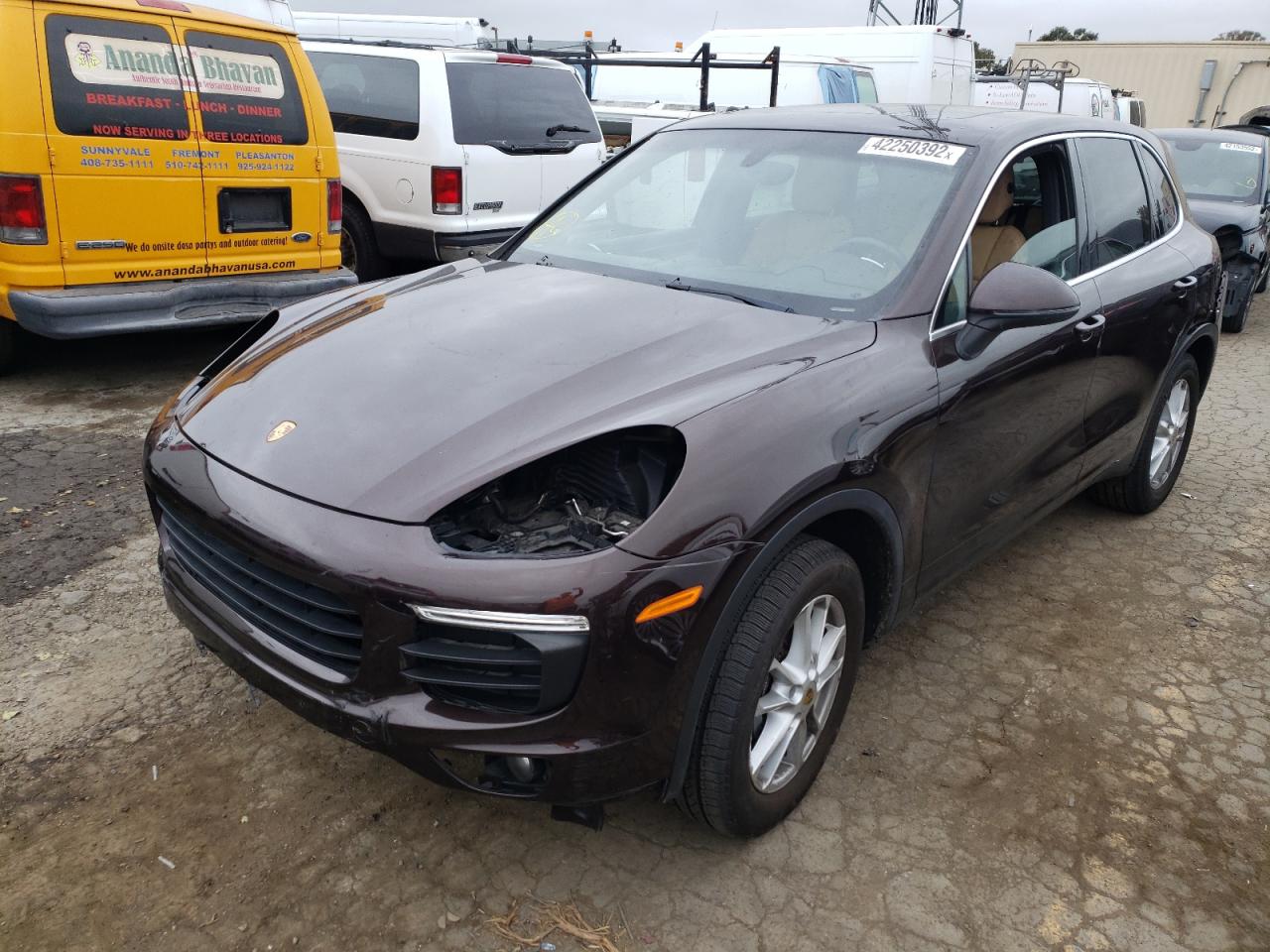 Photo 2 from auction – 2017 PORSCHE CAYENNE with VIN WP1AA2A23HKA89526