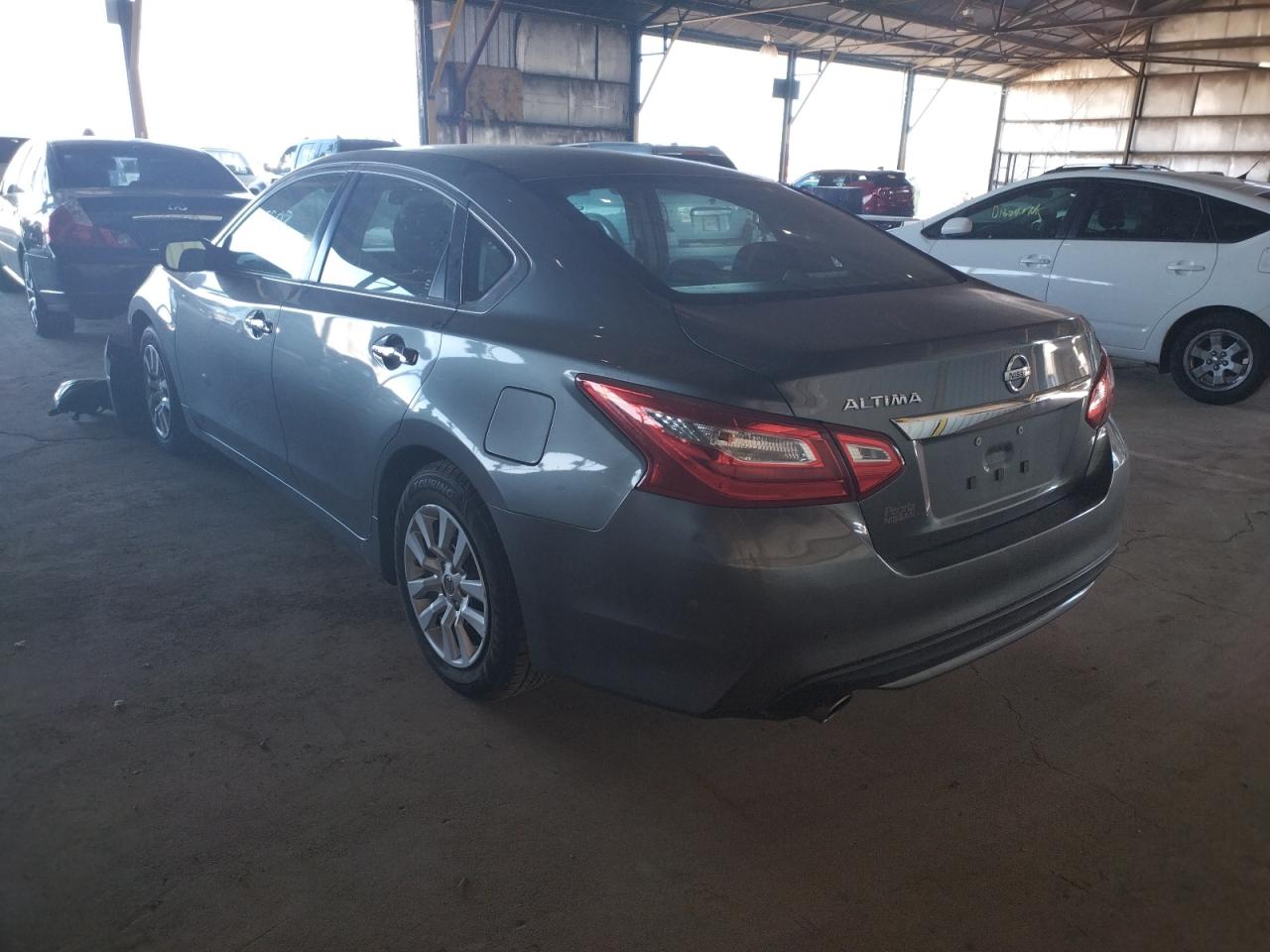 Photo 3 from auction – 2016 NISSAN ALTIMA 2.5 with VIN 1N4AL3AP0GN372918