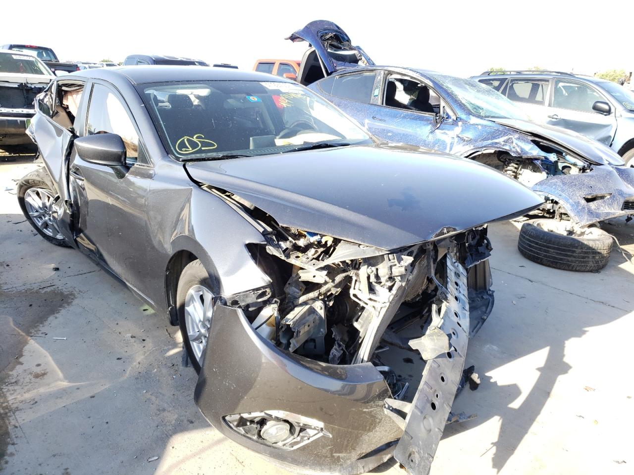 MAZDA 3 TOURING 2015 with VIN 3MZBM1V76FM216981 - Photo from auction