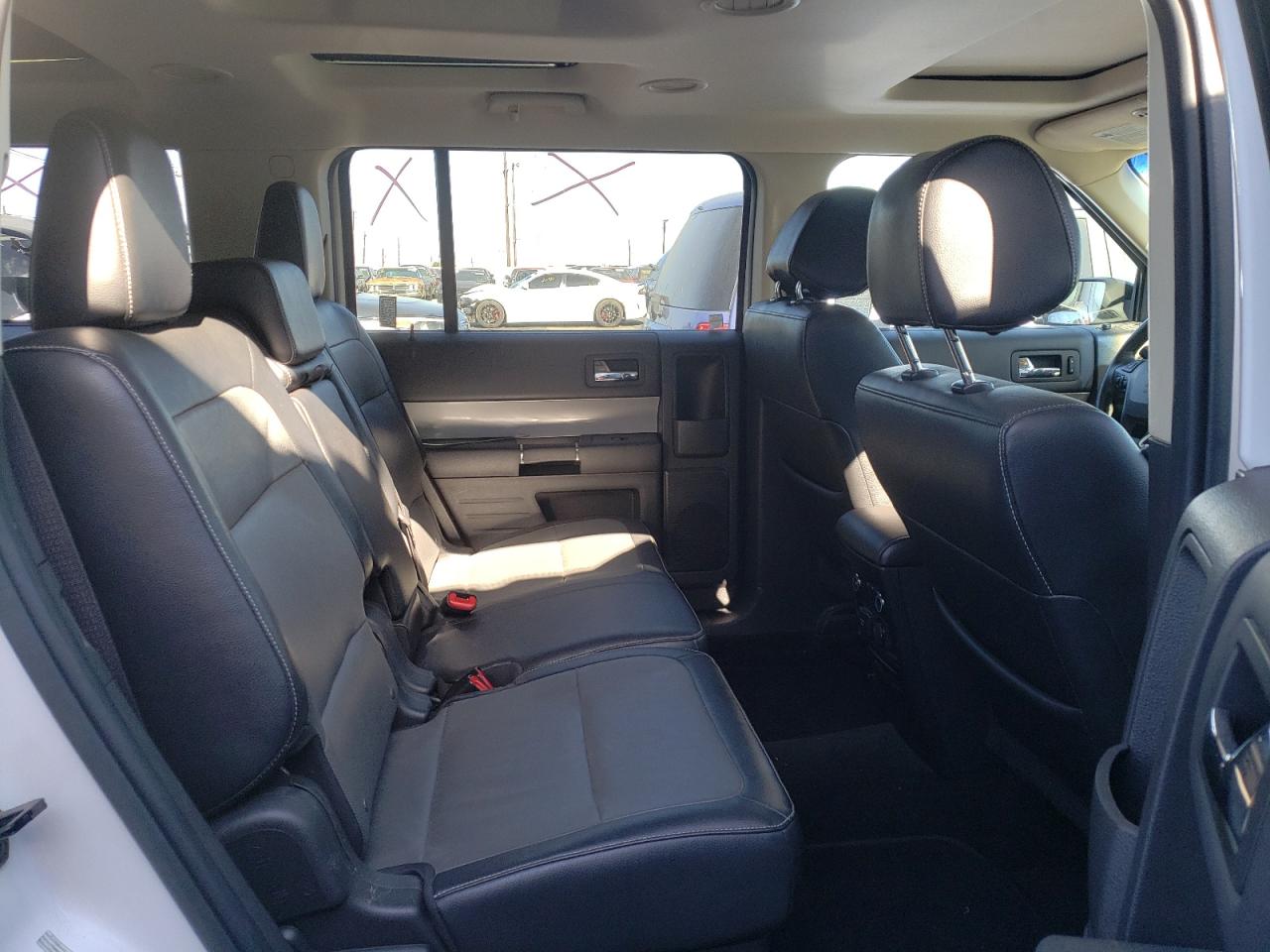 Photo 6 from auction – 2014 FORD FLEX SEL with VIN 2FMGK5C80EBD33579