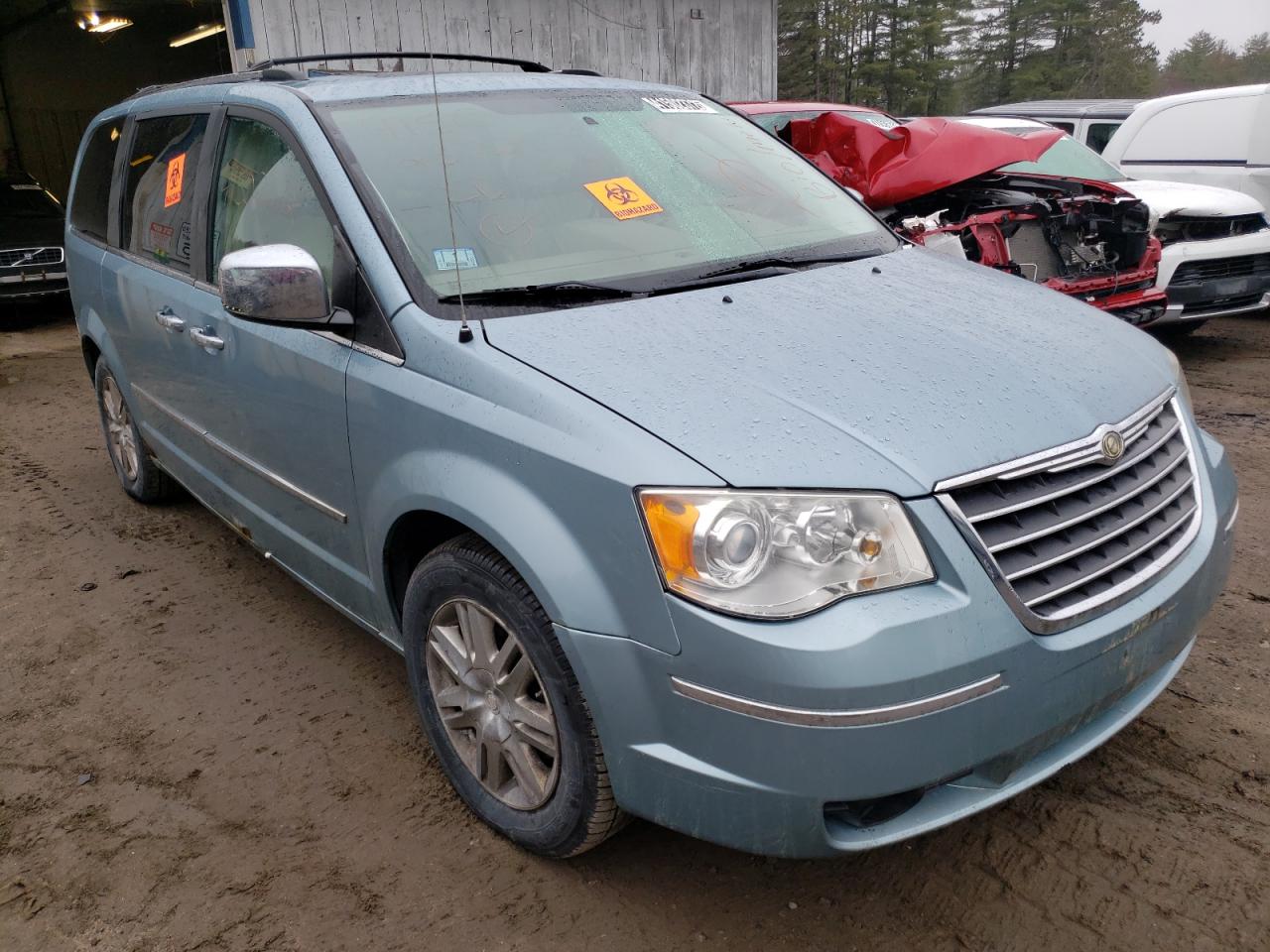 Photo 1 from auction – 2010 CHRYSLER TOWN & COU with VIN 2A4RR6DX7AR152351