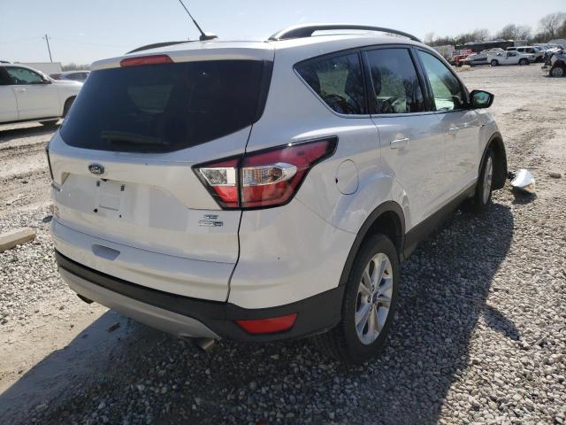 Photo 4 from auction – 2017 FORD ESCAPE SE with VIN 1FMCU9G95HUD68233