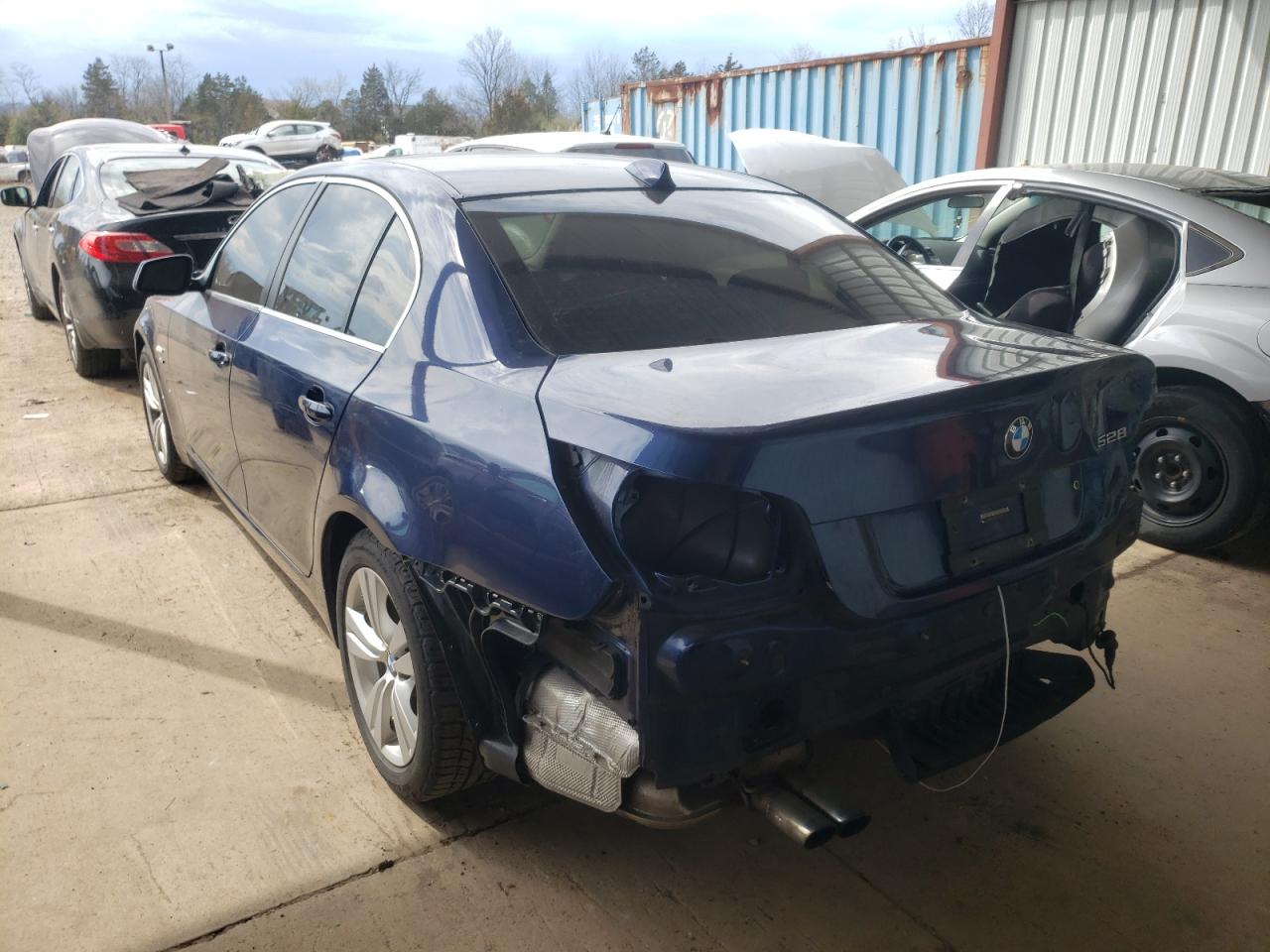 Photo 3 from auction – 2010 BMW 528 XI with VIN WBANV1C59AC159942