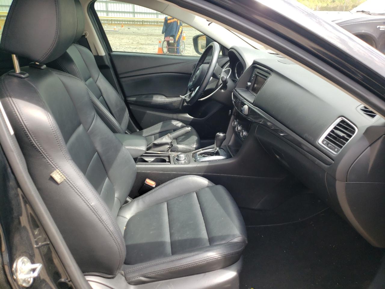 Photo 5 from auction – 2014 MAZDA 6 TOURING with VIN JM1GJ1V69E1133307
