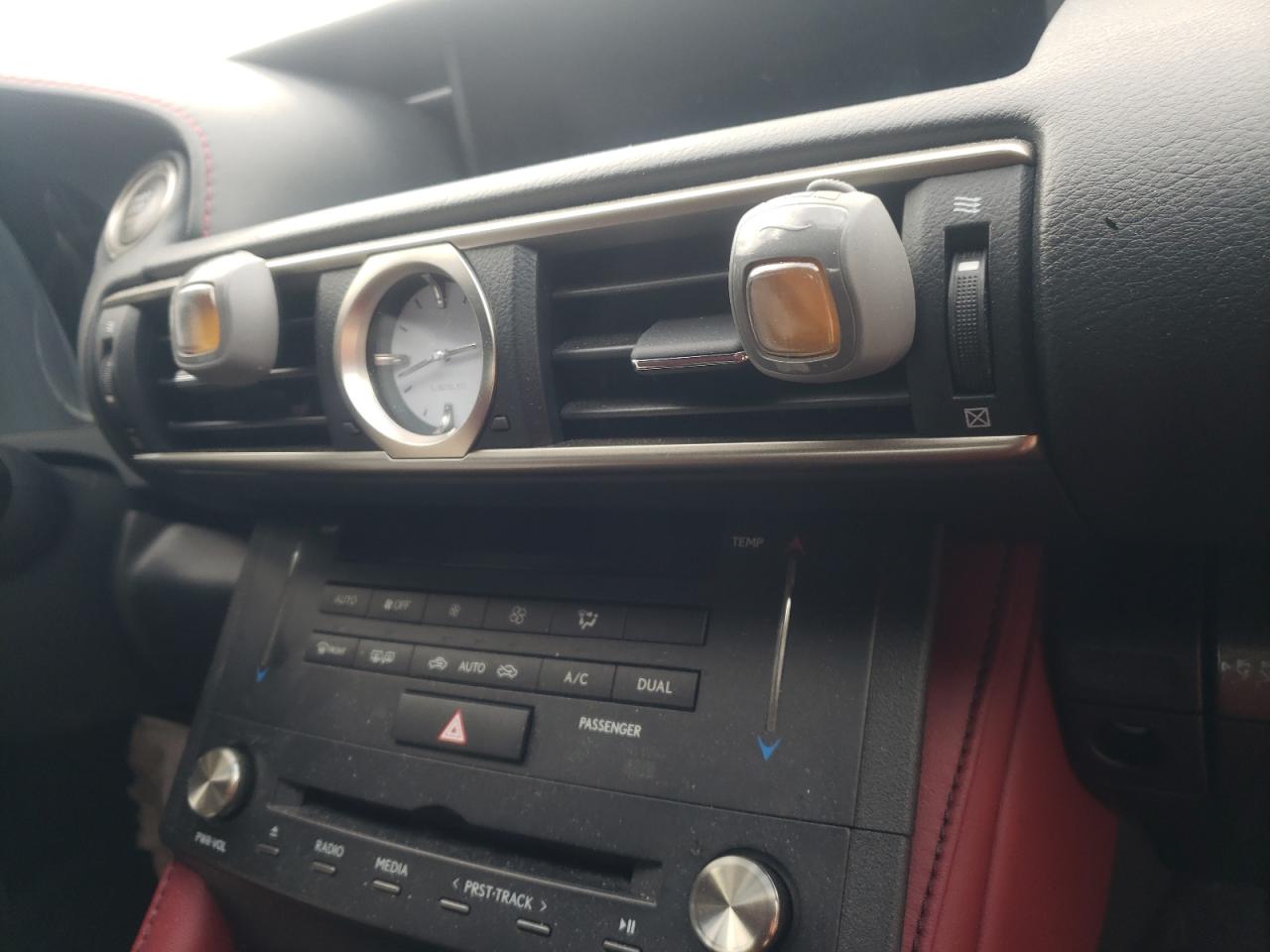 Photo 9 from auction – 2015 LEXUS RC 350 with VIN JTHSE5BC6F5002487