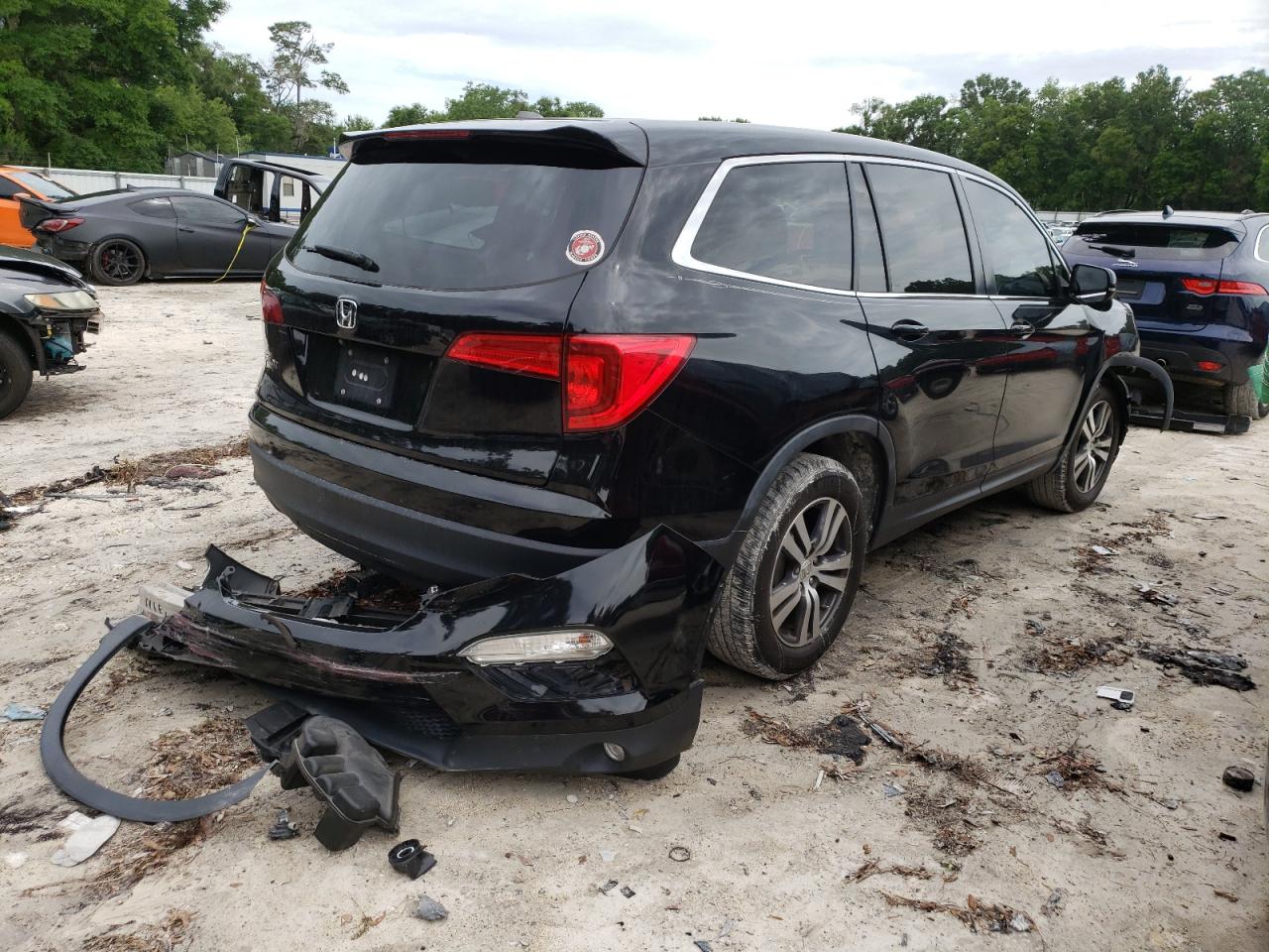 Zdjęcie 4 z aukcji – 2017 HONDA PILOT EXL z VIN 5FNYF5H59HB005757