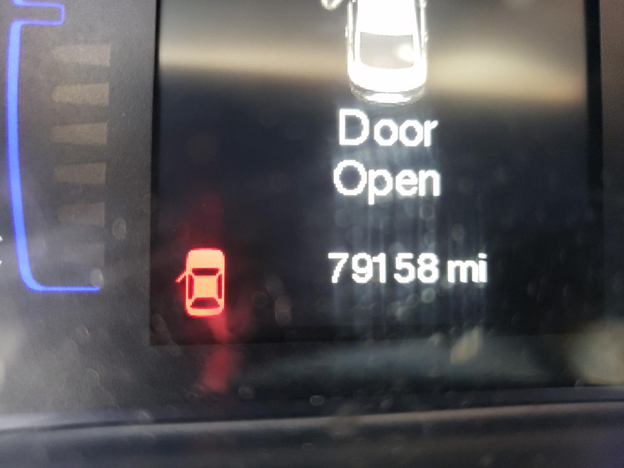 Photo 8 from auction – 2015 CHRYSLER 200 LIMITE with VIN 1C3CCCAB7FN503000