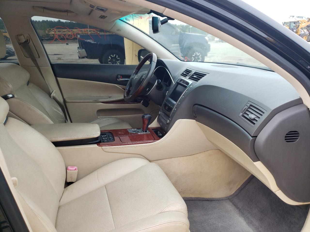 Photo 5 from auction – 2010 LEXUS GS 460 with VIN JTHBL1KSXA5003981