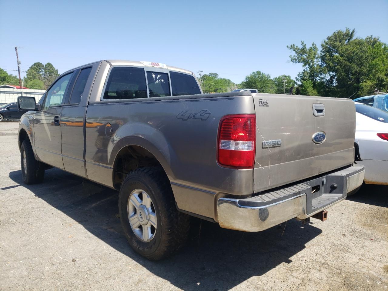 Photo 3 from auction – 2004 FORD F150 with VIN 1FTPX14584NA82316