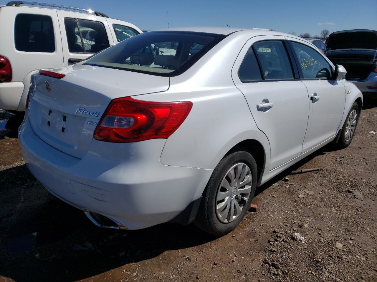 Photo 4 from auction – 2012 SUZUKI KIZASHI S with VIN JS2RF9A14C6100529
