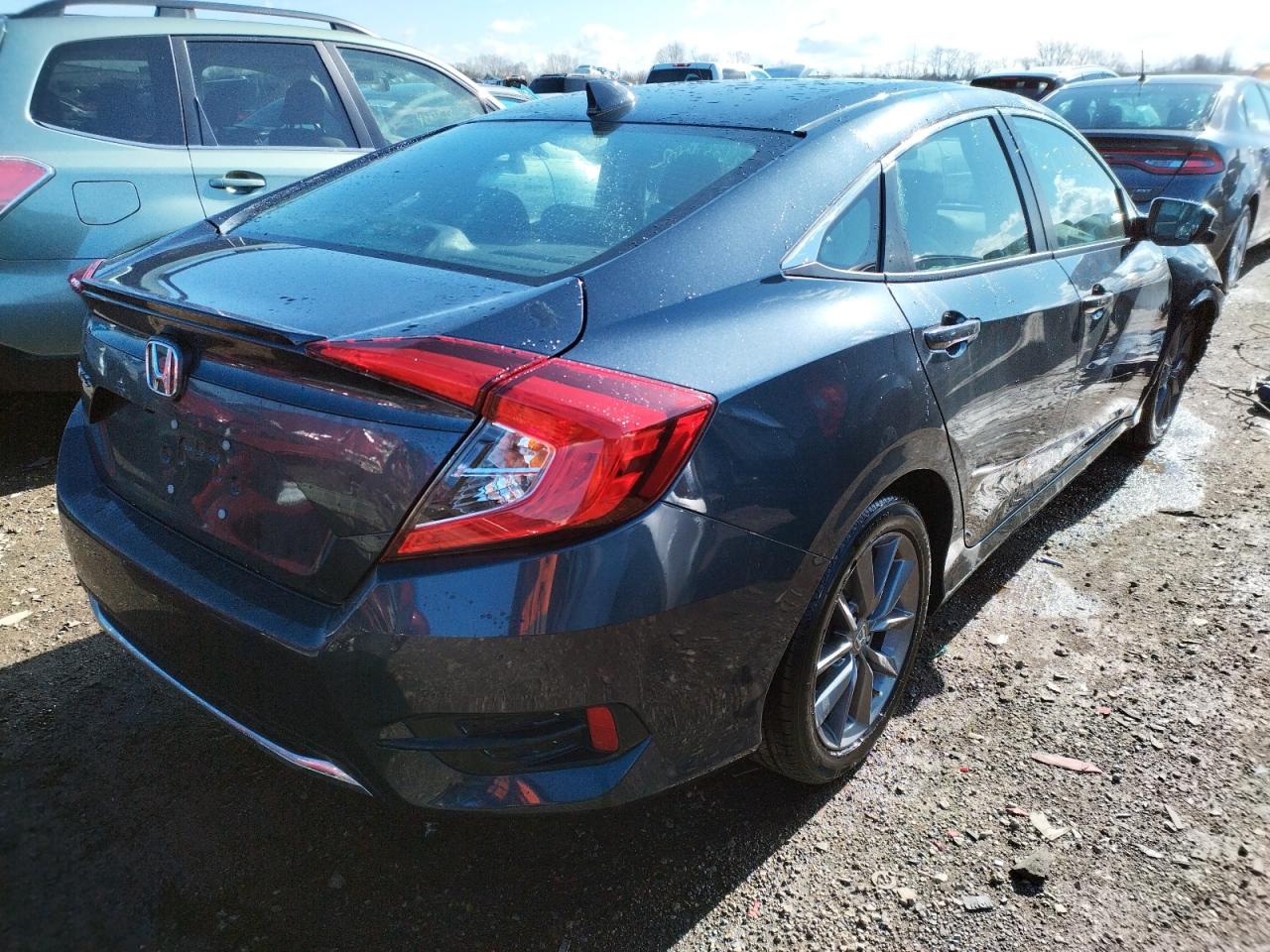 Photo 4 from auction – 2019 HONDA CIVIC EX with VIN 19XFC1F36KE016514