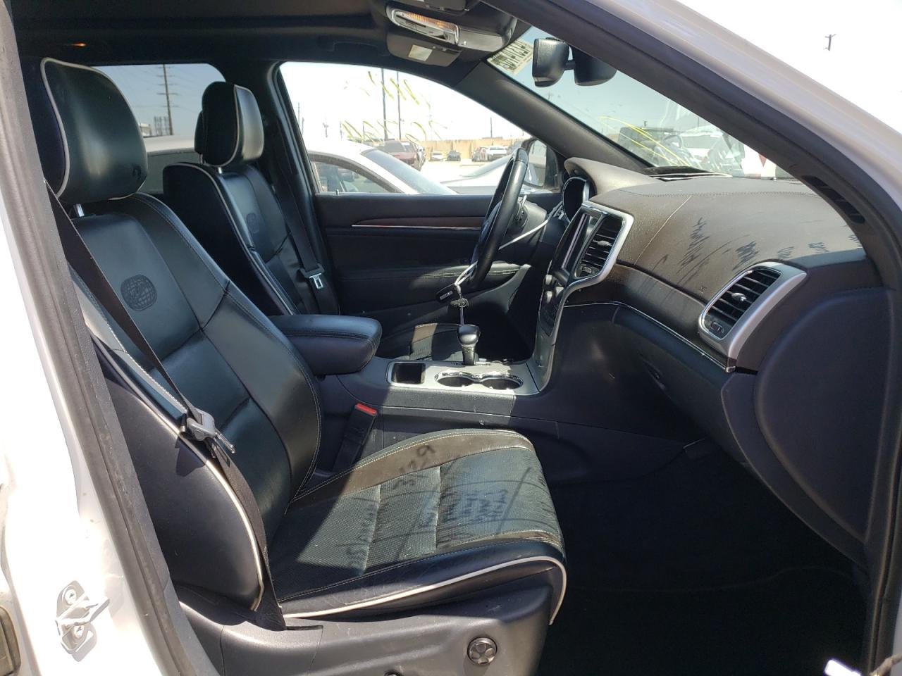 Photo 5 from auction – 2015 JEEP GRAND CHER with VIN 1C4RJECG9FC926849
