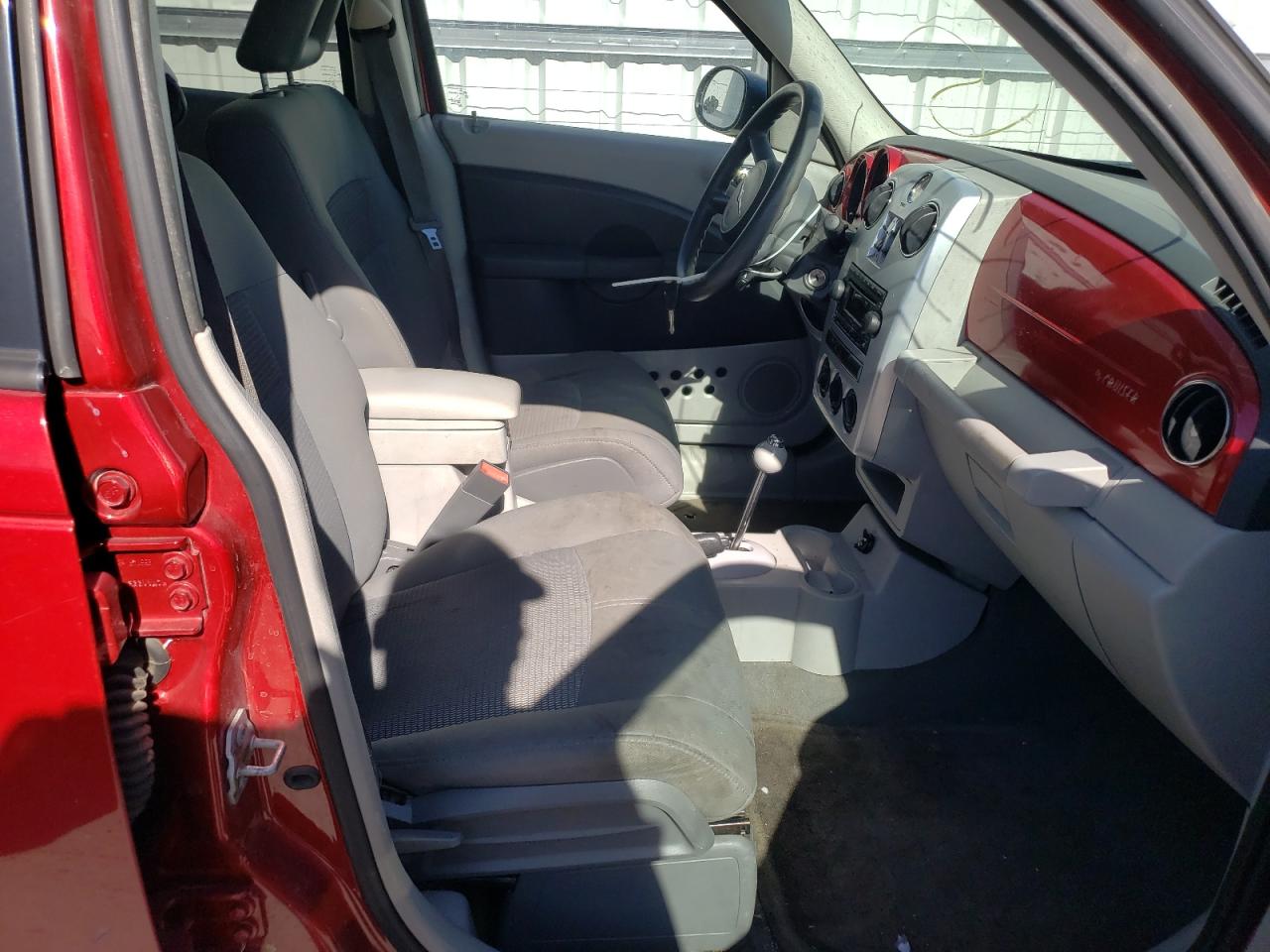 Photo 5 from auction – 2008 CHRYSLER PT CRUISER with VIN 3A8FY58B38T145949