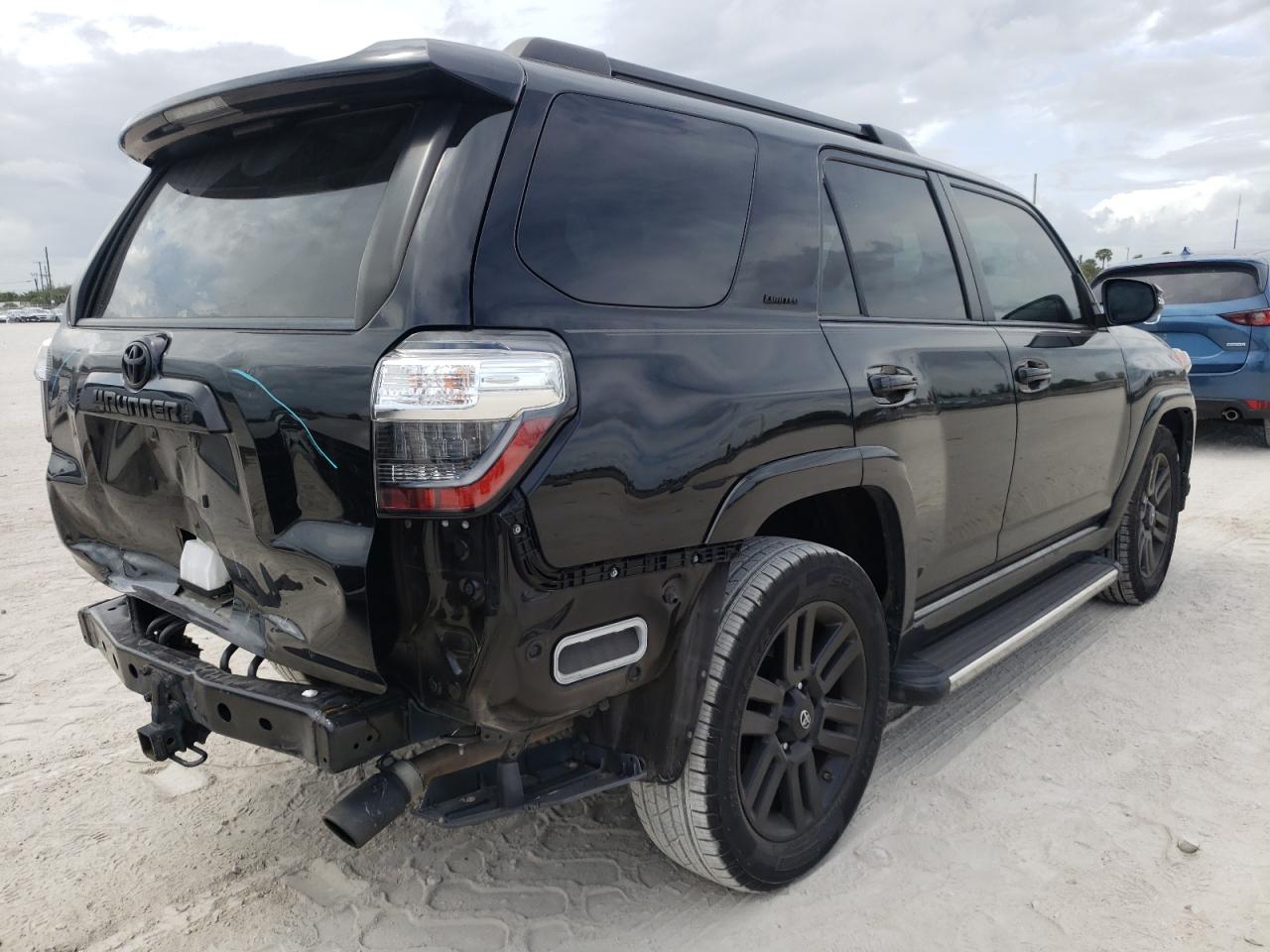 Photo 4 from auction – 2019 TOYOTA 4RUNNER SR with VIN JTEZU5JR8K5204049
