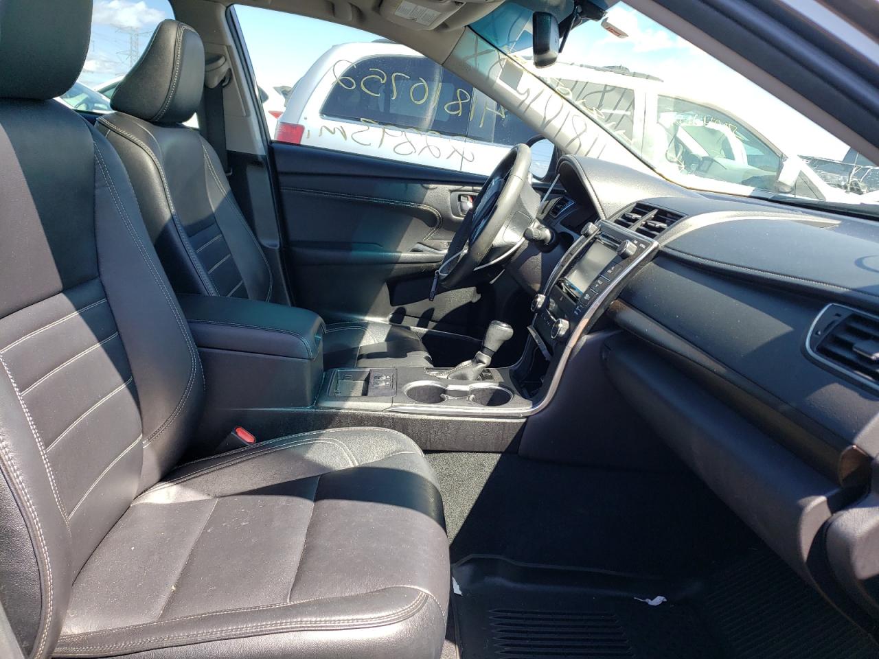 Photo 5 from auction – 2017 TOYOTA CAMRY LE with VIN 4T1BF1FK2HU740901