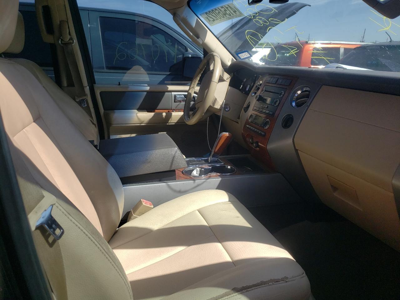 Photo 5 from auction – 2008 FORD EXPEDITION with VIN 1FMFU17578LA27885