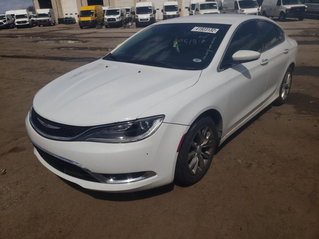 Photo 2 from auction – 2015 CHRYSLER 200 C with VIN 1C3CCCCB1FN559513