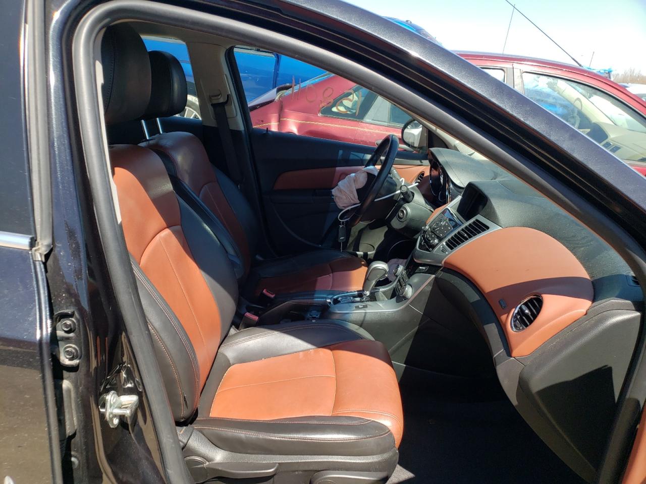Photo 5 from auction – 2011 CHEVROLET CRUZE LTZ with VIN 1G1PH5S95B7308722