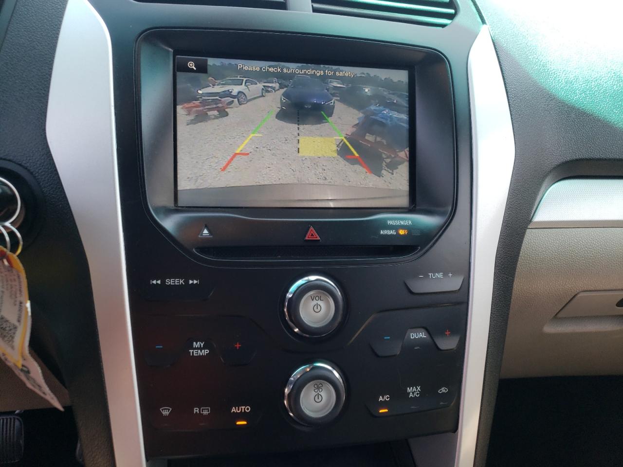 Photo 9 from auction – 2015 FORD EXPLORER X with VIN 1FM5K7D83FGC49073