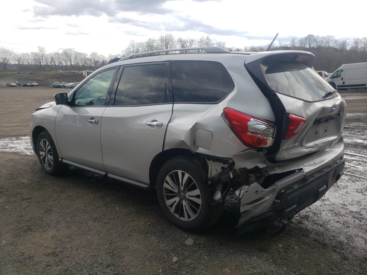 Photo 3 from auction – 2017 NISSAN PATHFINDER with VIN 5N1DR2MM6HC675759