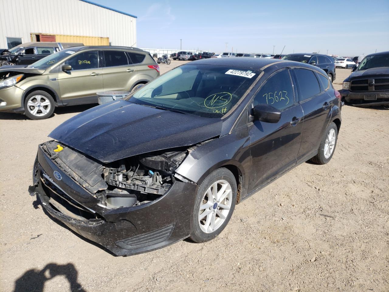 Photo 2 from auction – 2018 FORD FOCUS SE with VIN 1FADP3K25JL242298
