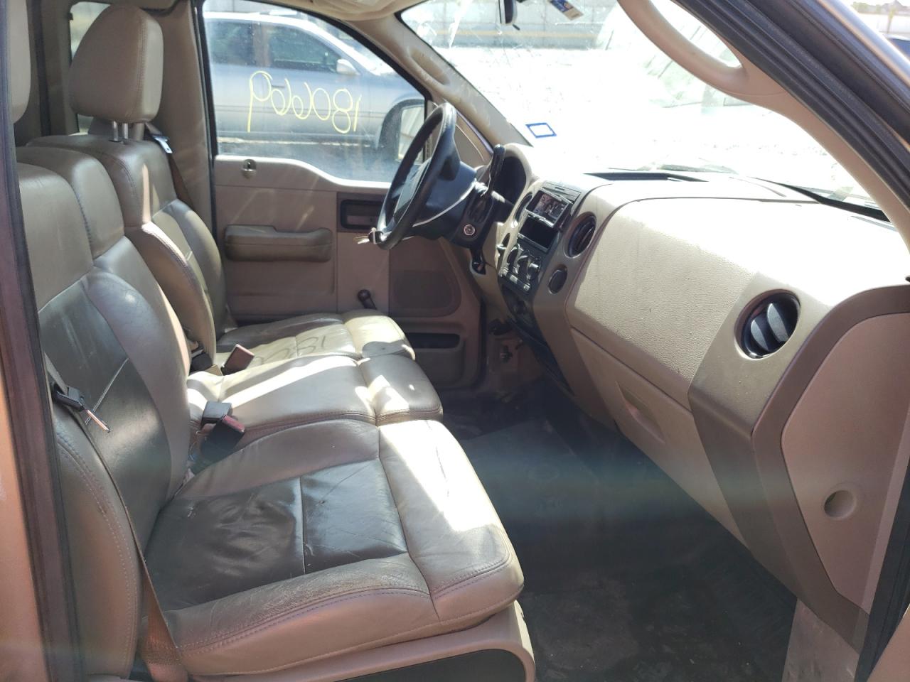 Photo 5 from auction – 2006 FORD F150 with VIN 1FTRF12256NB31107