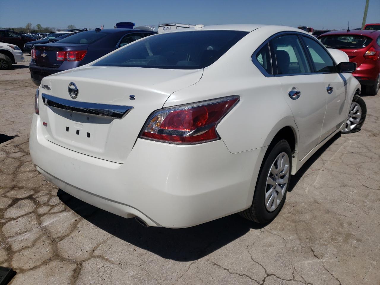 Photo 4 from auction – 2015 NISSAN ALTIMA 2.5 with VIN 1N4AL3AP8FN330995