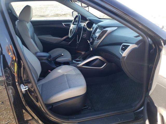 Photo 5 from auction – 2013 HYUNDAI VELOSTER with VIN KMHTC6AD9DU103906