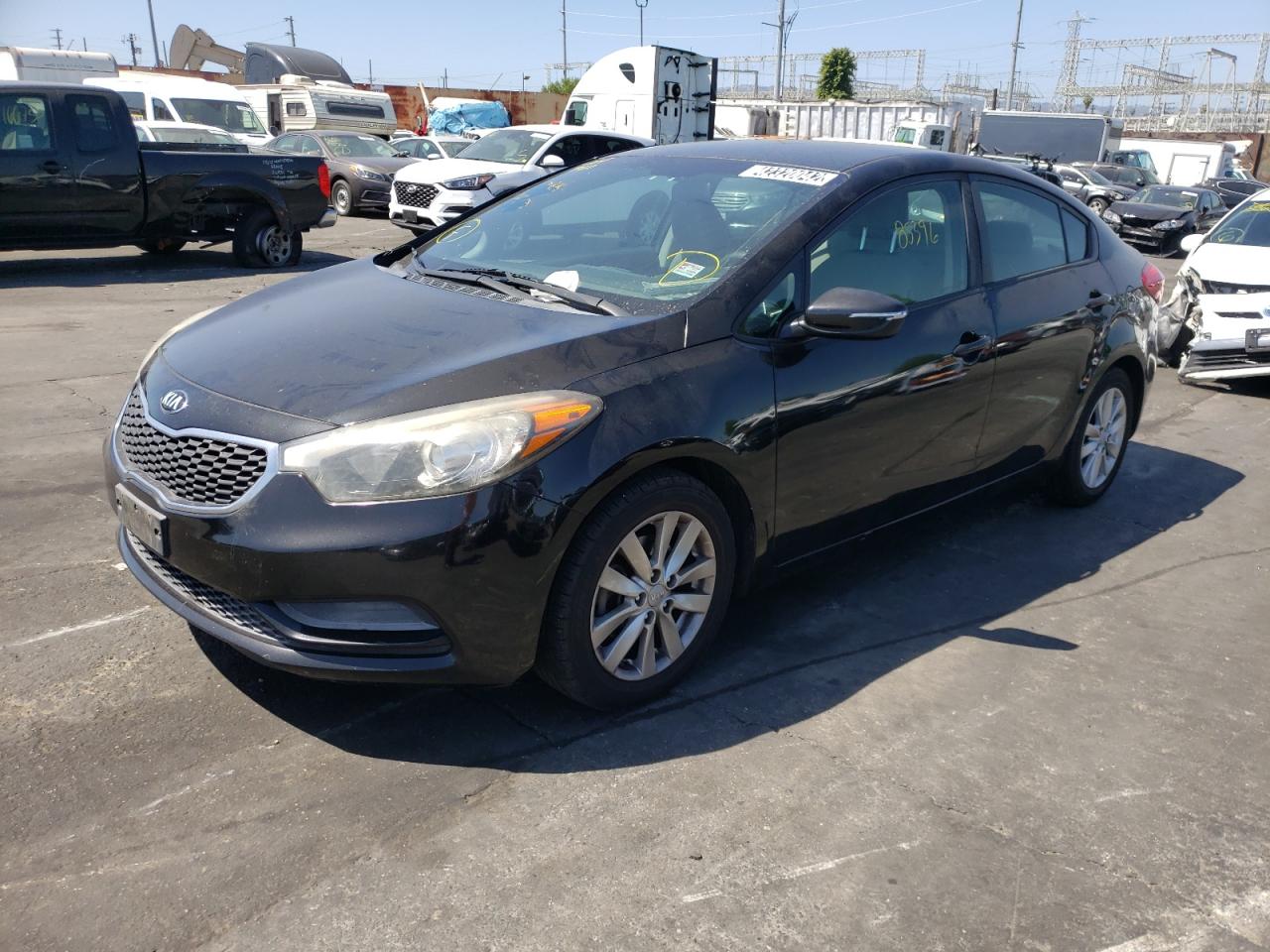 Photo 2 from auction – 2015 KIA FORTE LX with VIN KNAFX4A64F5280255