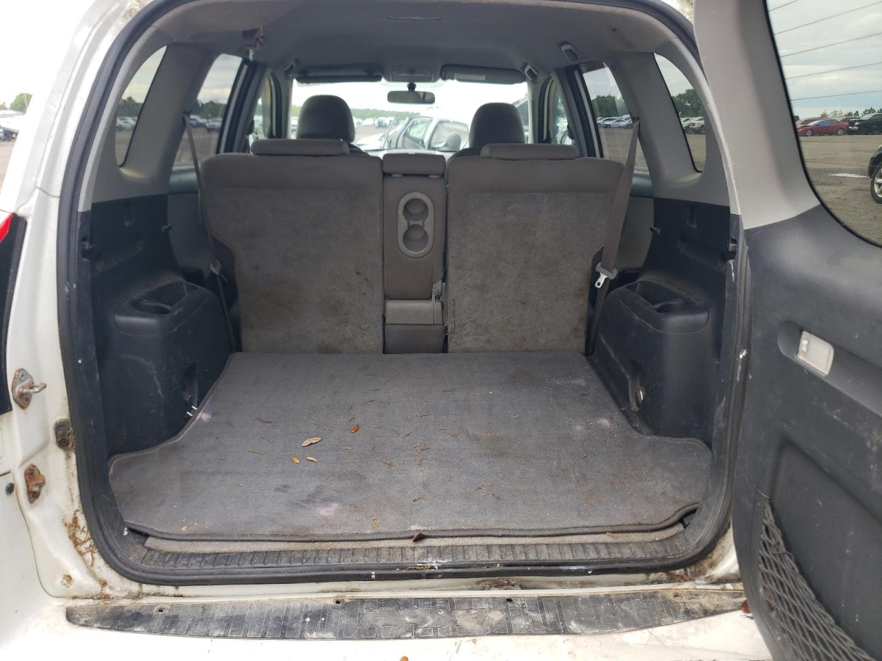 Photo 9 from auction – 2007 TOYOTA RAV4 LIMIT with VIN JTMZD31V375055529