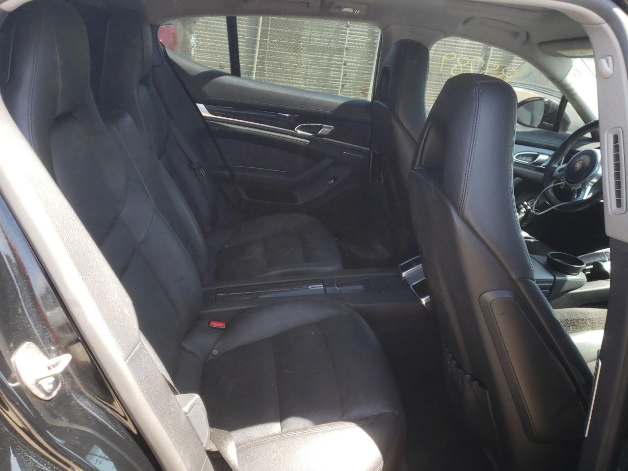 Photo 6 from auction – 2015 PORSCHE PANAMERA 2 with VIN WP0AA2A70FL003545
