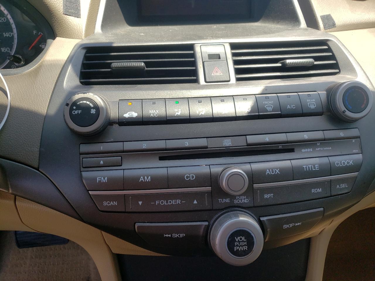 Photo 9 from auction – 2010 HONDA ACCORD LX with VIN 1HGCP2F32AA171111