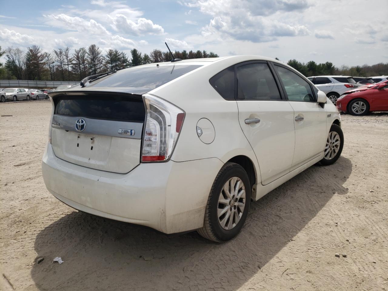 Photo 4 from auction – 2012 TOYOTA PRIUS PLUG with VIN JTDKN3DP0C3021422
