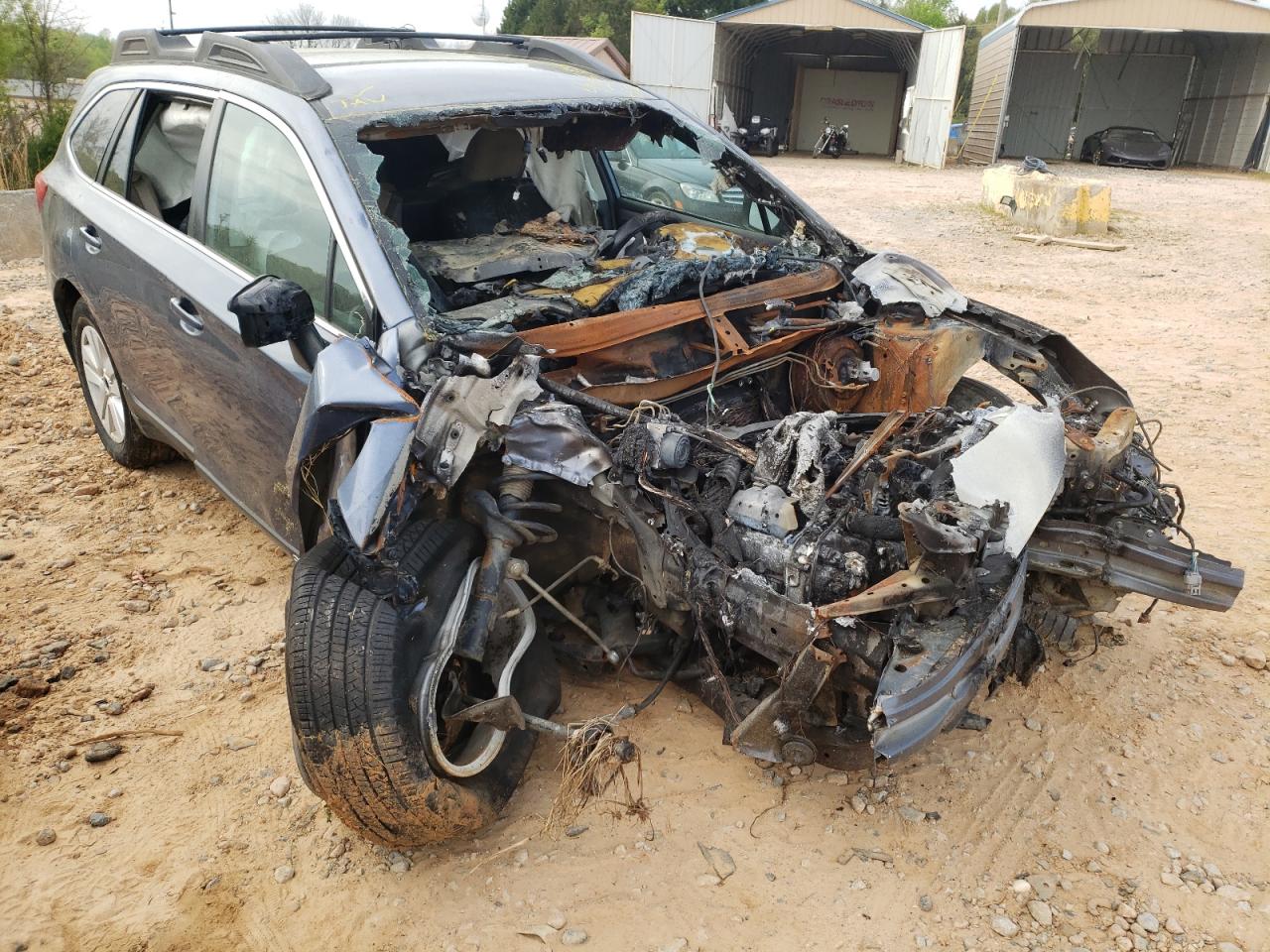 SUBARU OUTBACK 2. 2016 с VIN 4S4BSBCC0G3239685 - Снимка от търг
