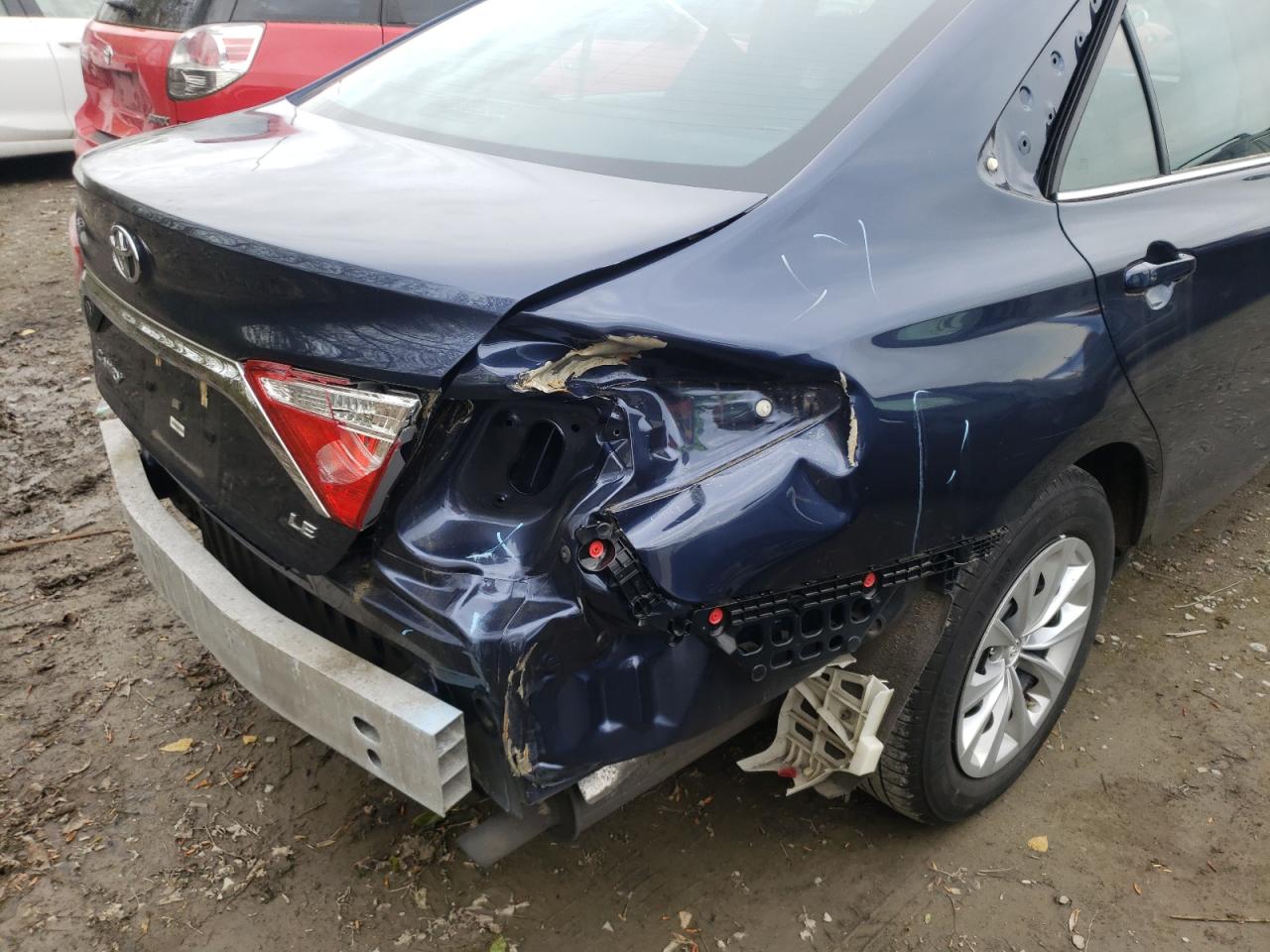 Photo 9 from auction – 2017 TOYOTA CAMRY LE with VIN 4T1BF1FK8HU645243