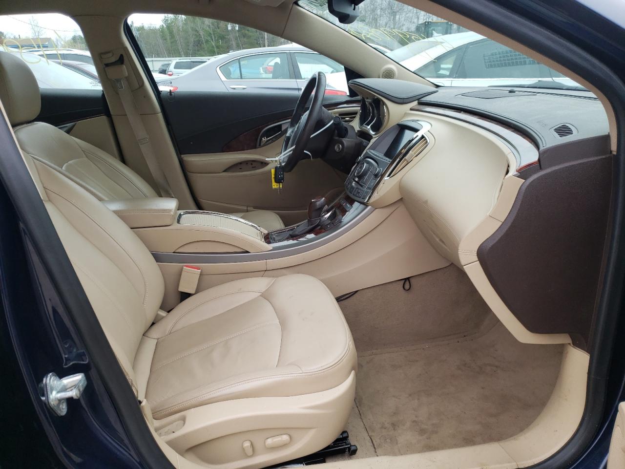 Photo 5 from auction – 2012 BUICK LACROSSE P with VIN 1G4GE5E39CF286332