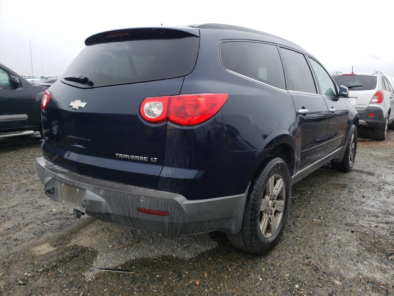 Photo 4 from auction – 2011 CHEVROLET TRAVERSE L with VIN 1GNKVGED0BJ297094