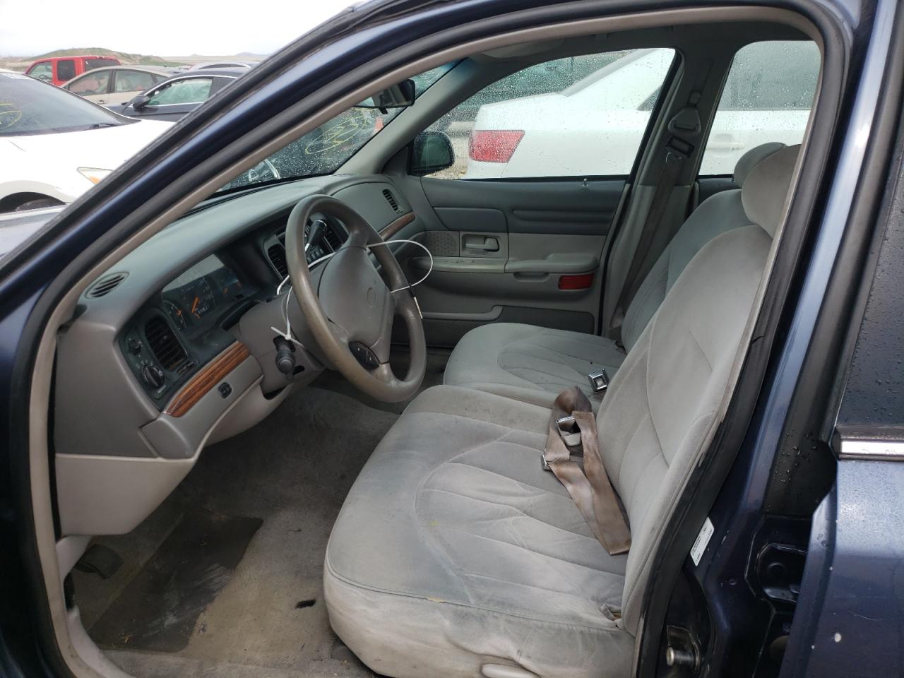 Photo 5 from auction – 1997 FORD CROWN VICT with VIN 2FALP73W4VX222802