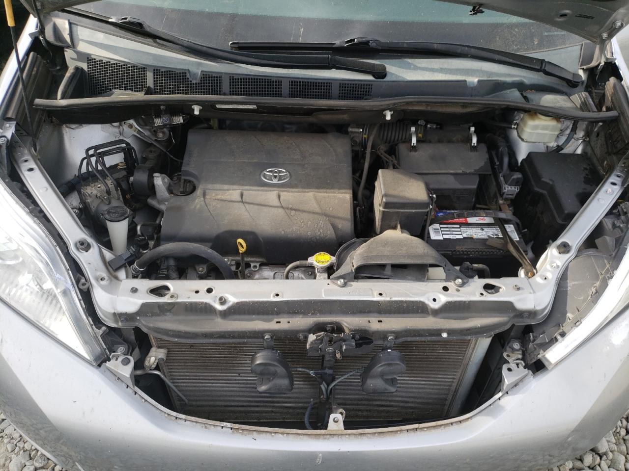 Photo 7 from auction – 2015 TOYOTA SIENNA LE with VIN 5TDKK3DC2FS630424