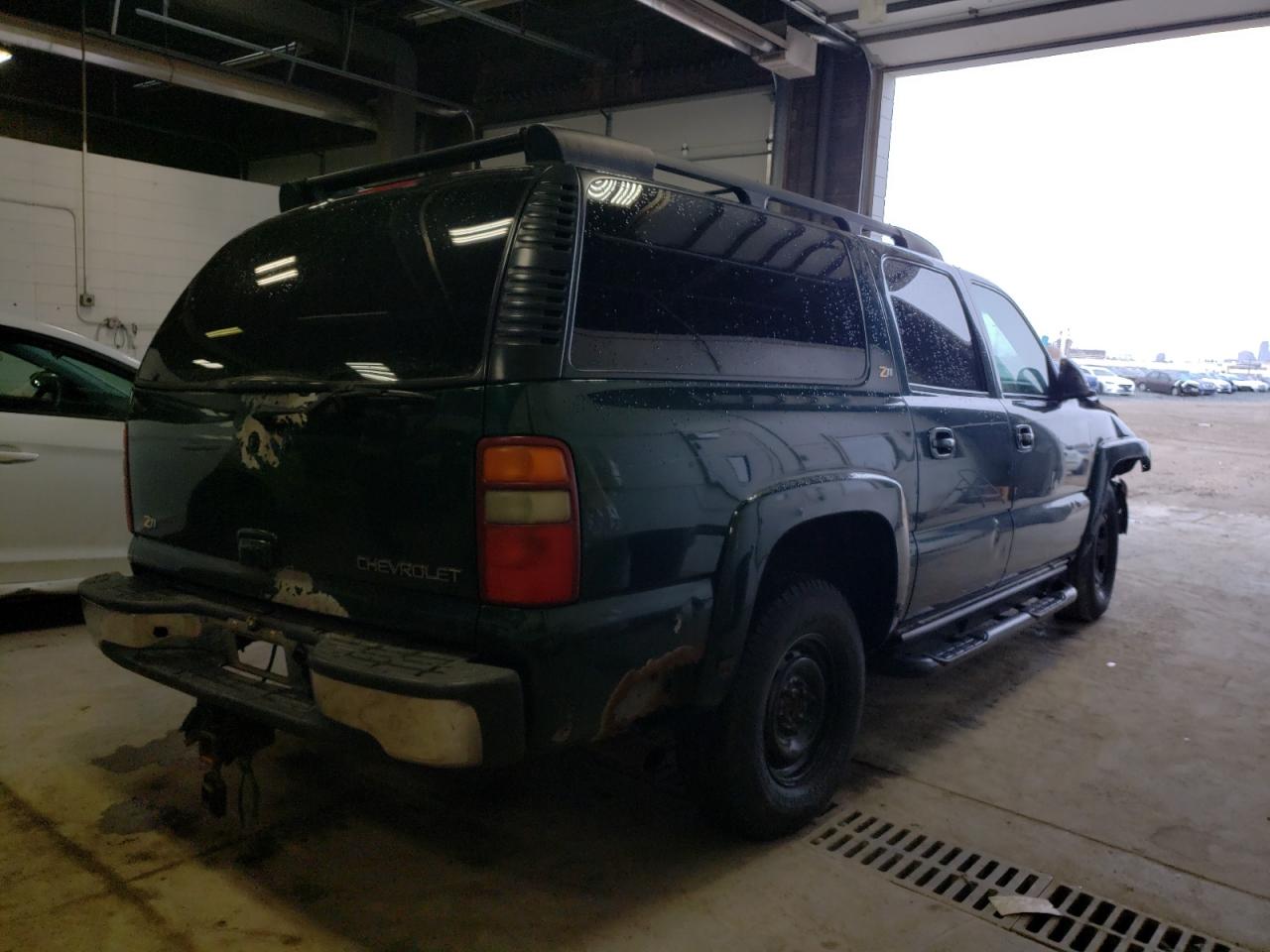 Photo 4 from auction – 2002 CHEVROLET SUBURBAN K with VIN 3GNFK16Z42G303384