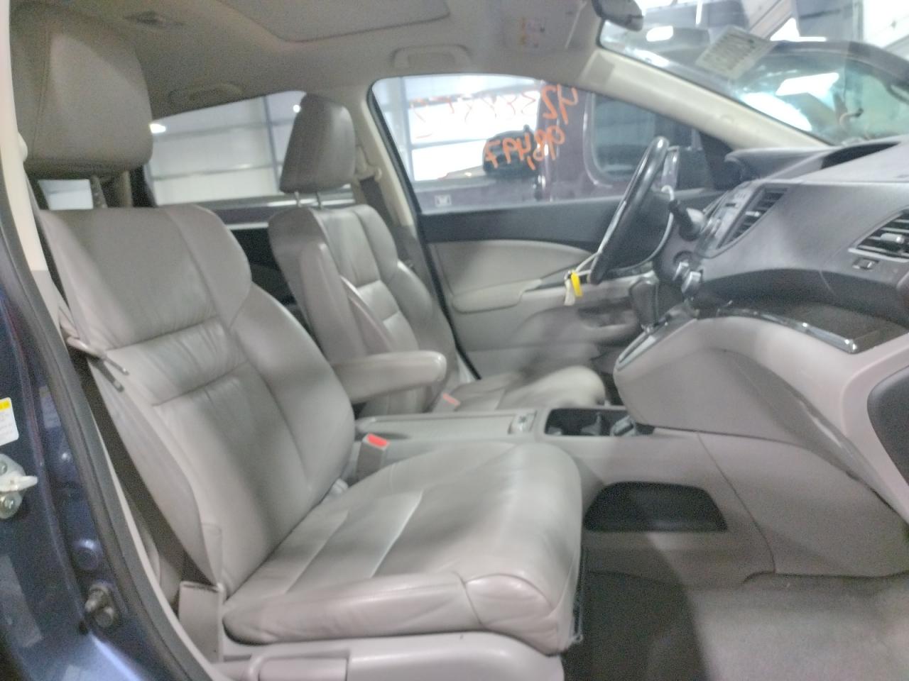 Photo 5 from auction – 2012 HONDA CR-V EXL with VIN 5J6RM4H73CL014976
