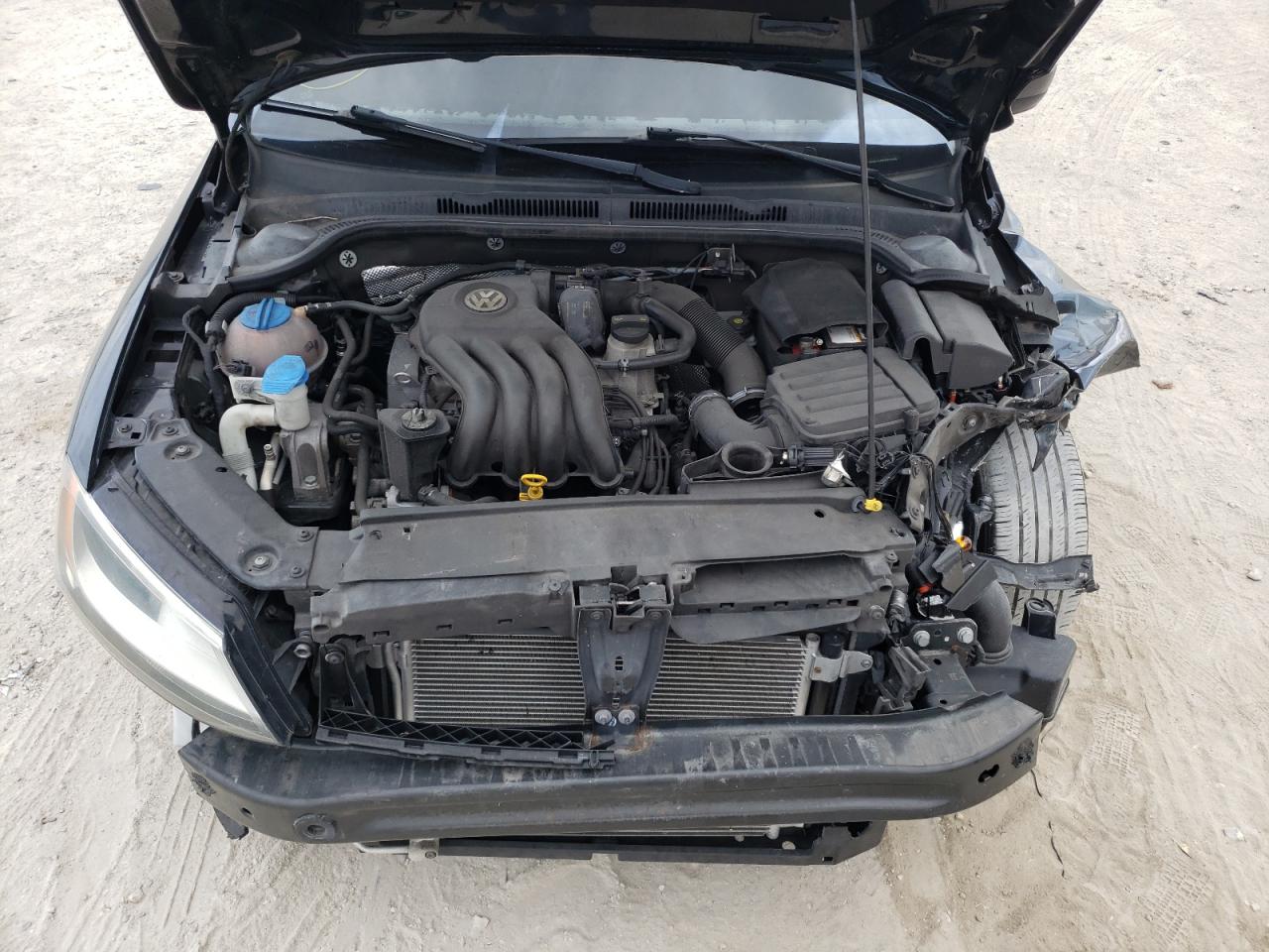 Photo 7 from auction – 2015 VOLKSWAGEN JETTA BASE with VIN 3VW2K7AJXFM353366