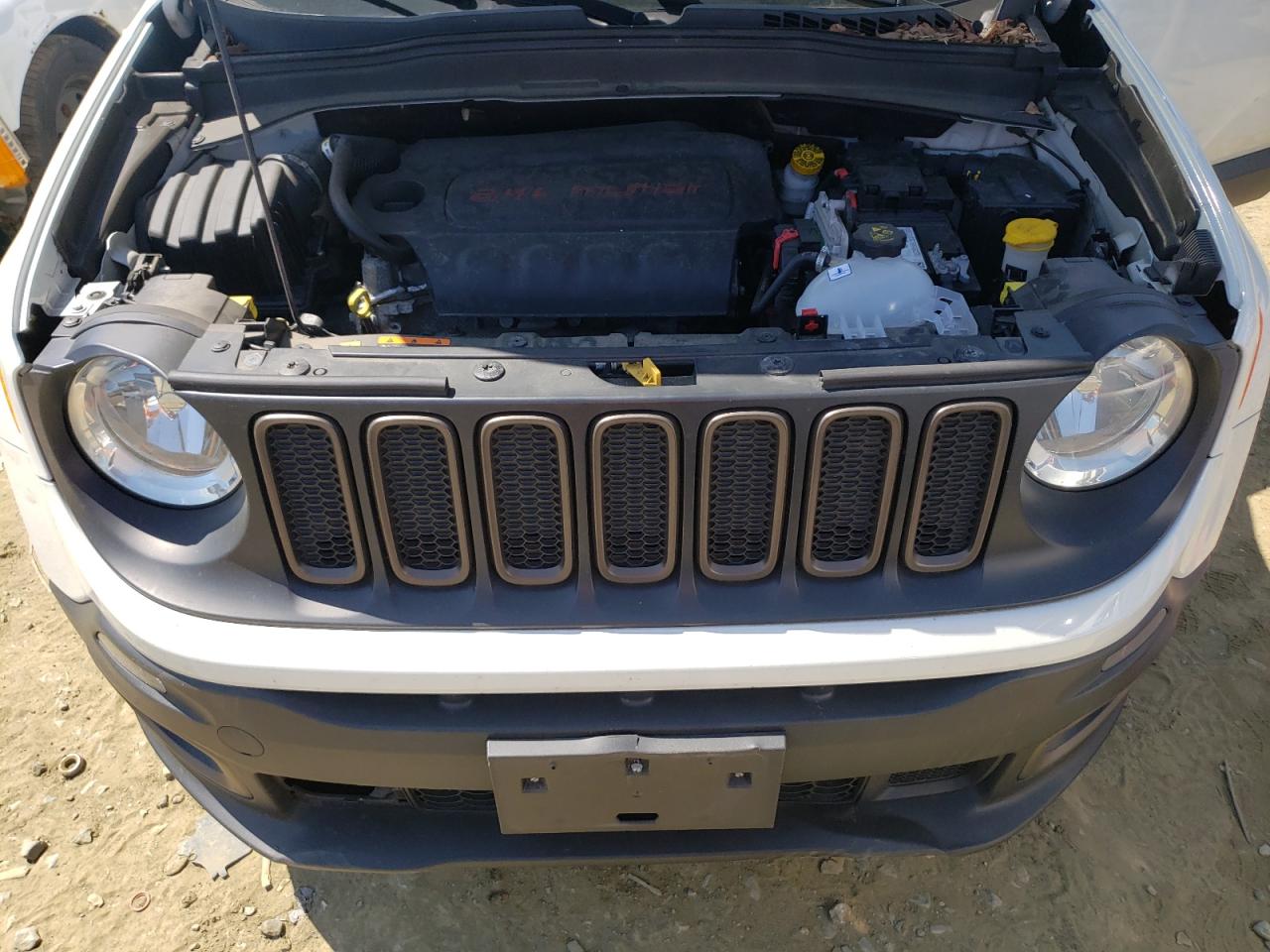 Photo 7 from auction – 2016 JEEP RENEGADE L with VIN ZACCJBBT5GPD56185