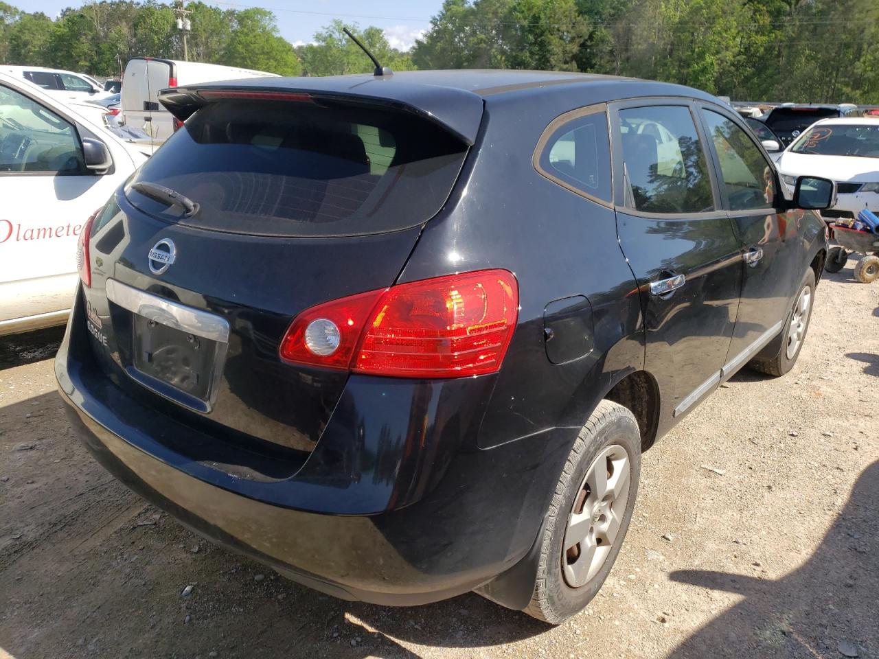 Photo 4 from auction – 2013 NISSAN ROGUE S with VIN JN8AS5MT0DW501977