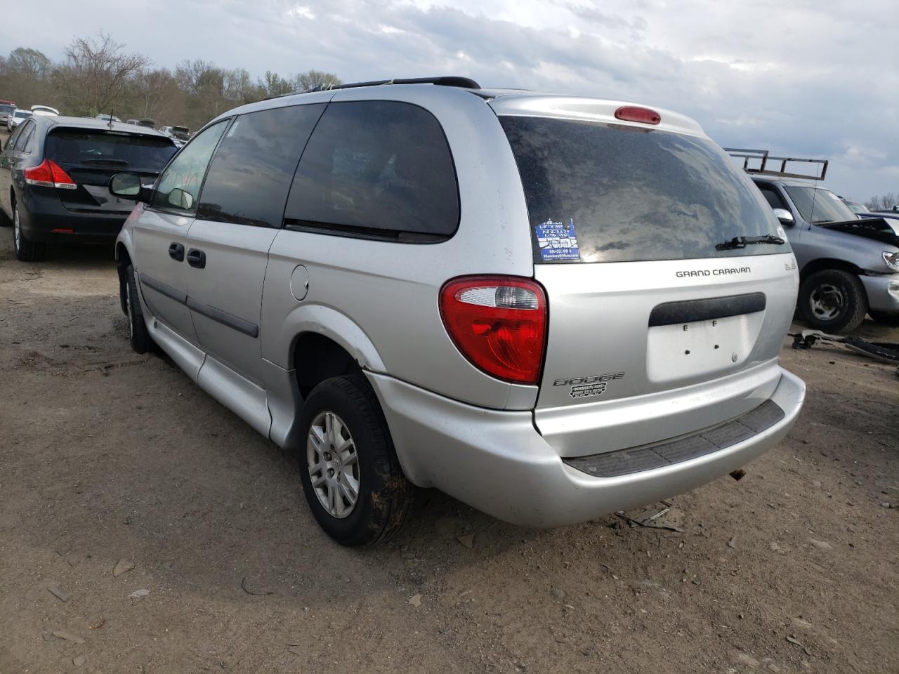 Photo 3 from auction – 2007 DODGE GRAND CARA with VIN 1D4GP24R57B152811