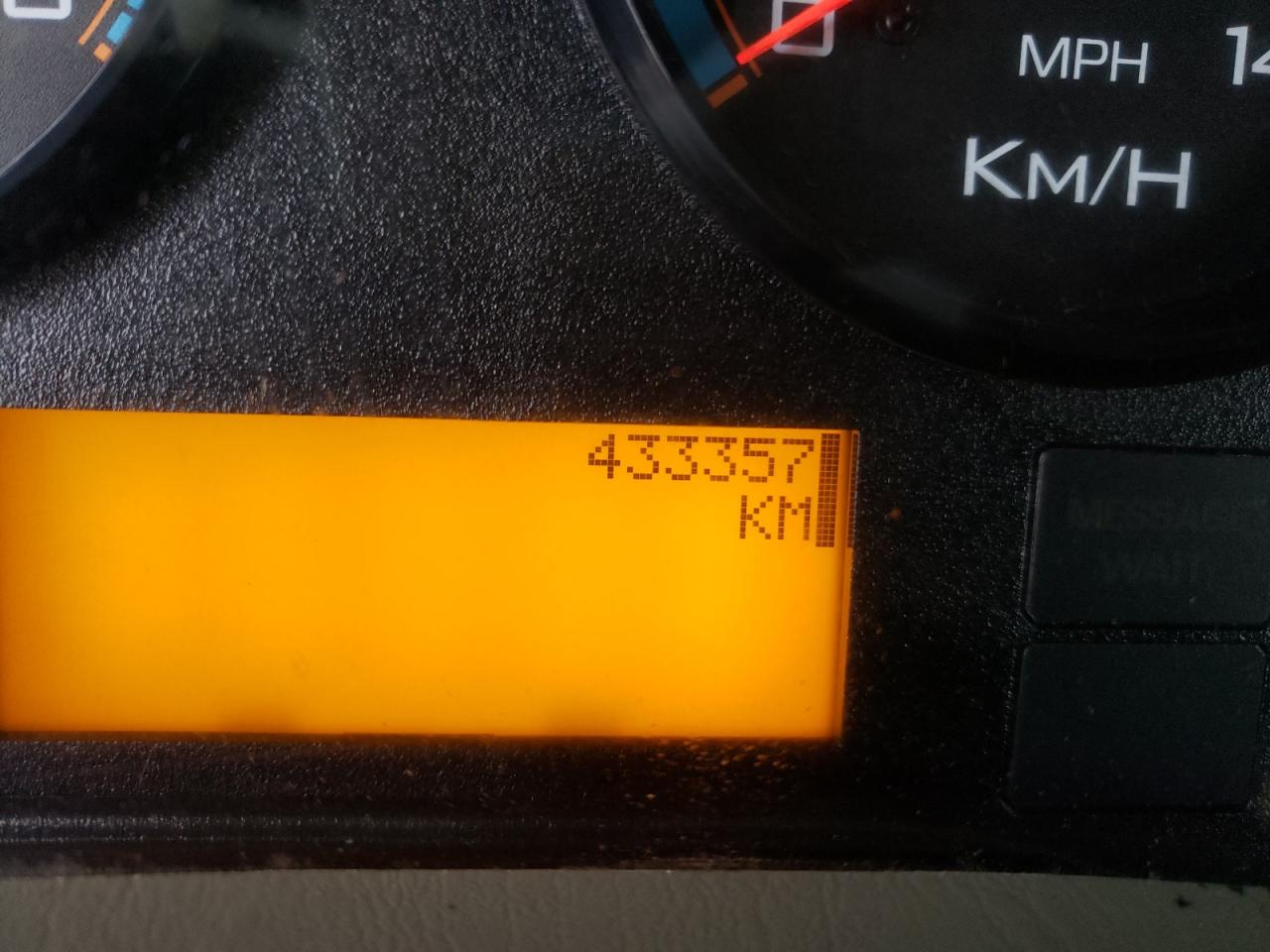 Photo 8 from auction – 2016 INTERNATIONAL 4000 4400 with VIN 1HTMSSTR6GH030720
