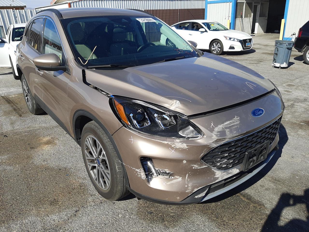 Photo 1 from auction – 2021 FORD ESCAPE SEL with VIN 1FMCU9H64MUA51932