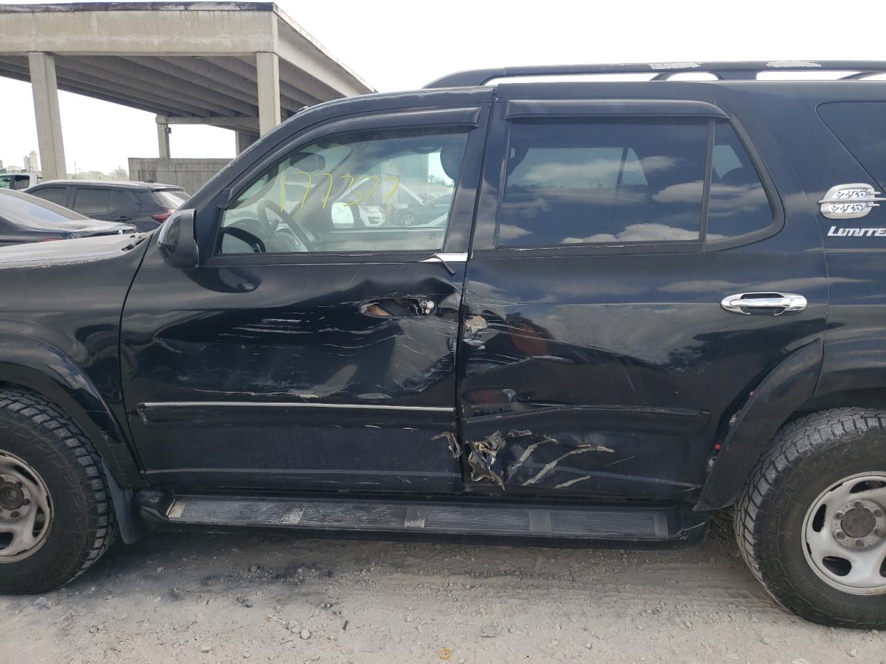 Photo 9 from auction – 2003 TOYOTA SEQUOIA LI with VIN 5TDZT38A13S165649