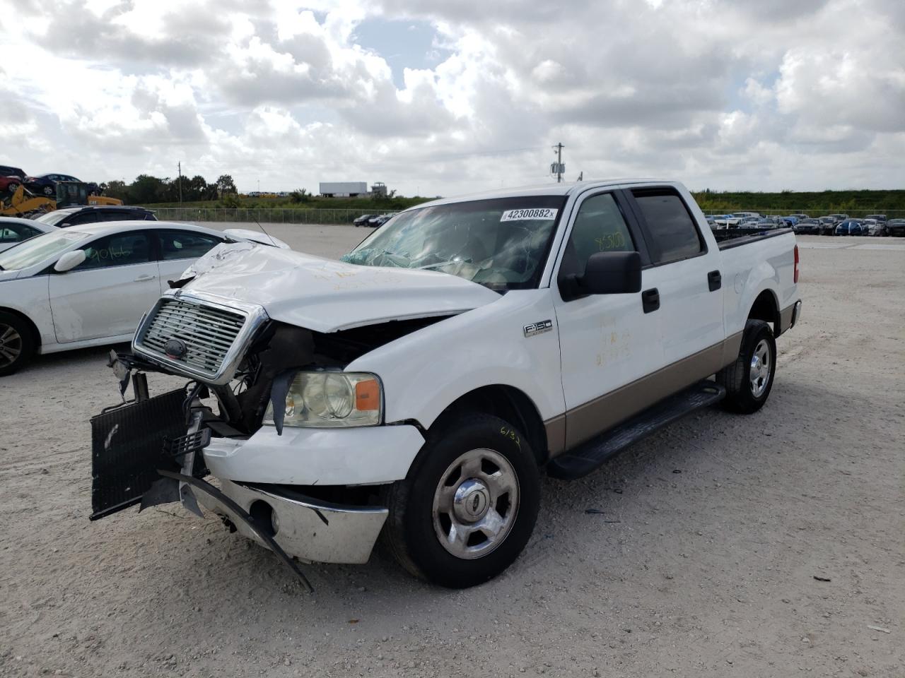 Photo 2 from auction – 2006 FORD F150 SUPER with VIN 1FTPW12V66FA66439